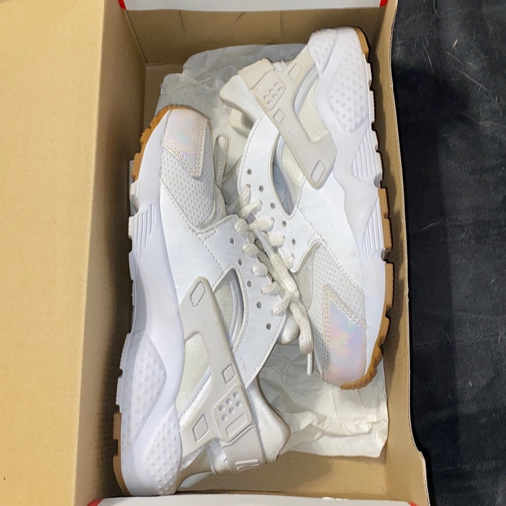 Off white iridescent Nike Huarache run
